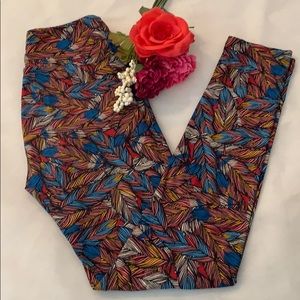 Lularoe feather leggings